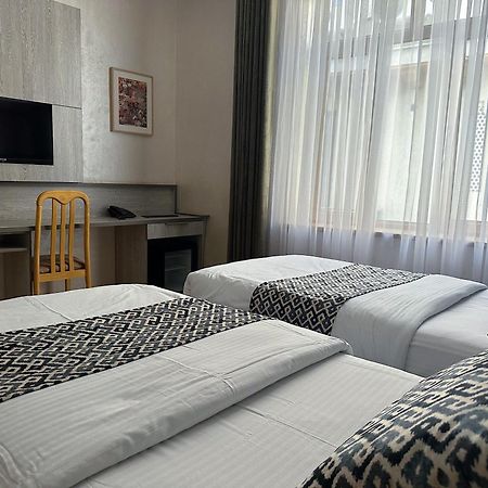 Atrium Hotel Buchara Buitenkant foto