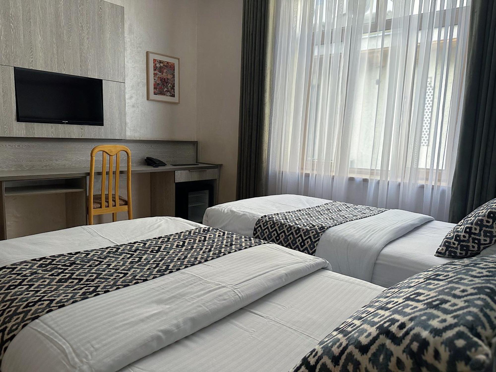 Atrium Hotel Buchara Buitenkant foto